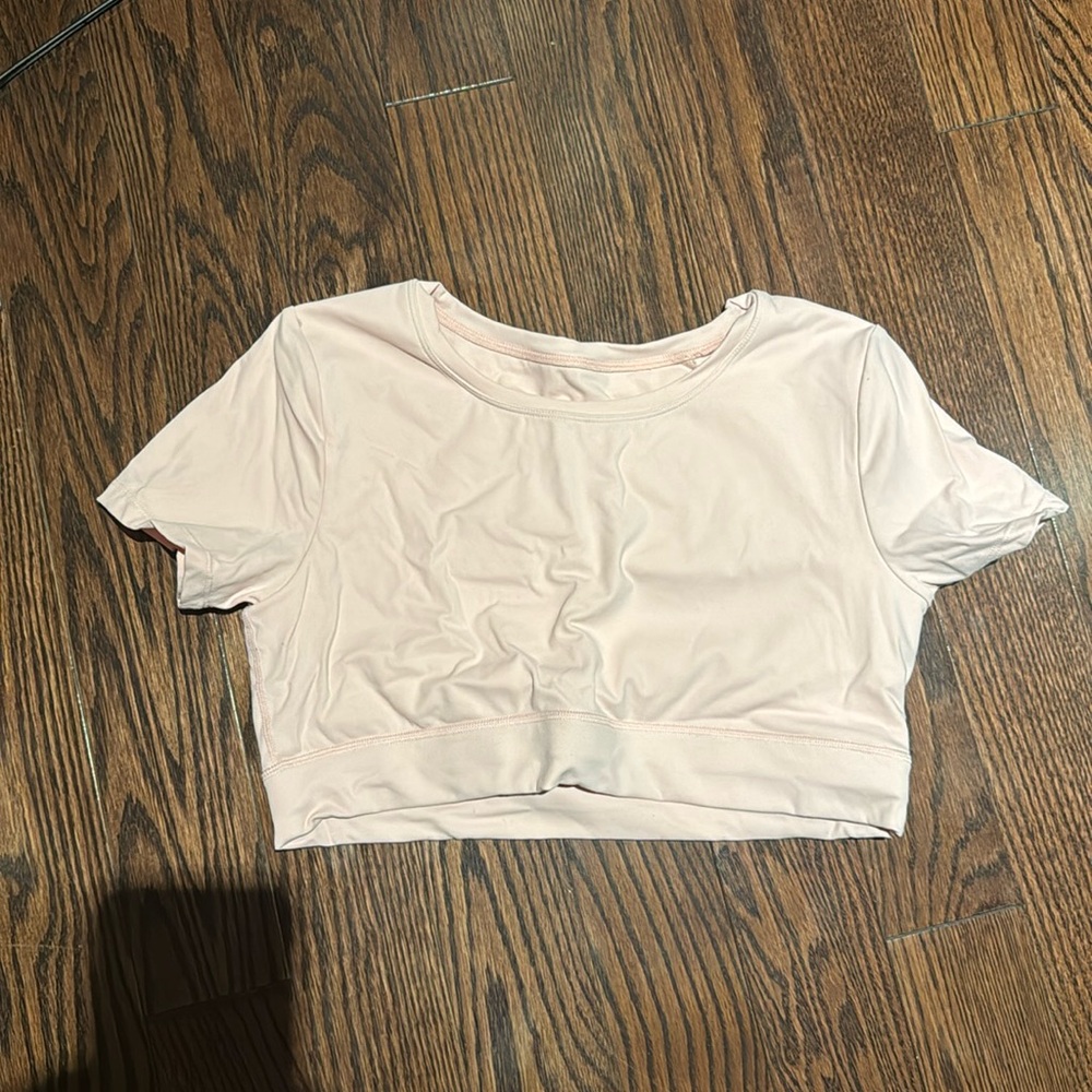First Health Cropped Workout Top